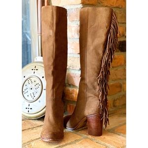 Gianni Bini suede boot with fringe.